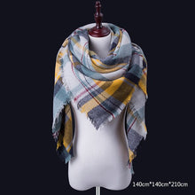 Load image into Gallery viewer, Luxury Knitted Shawl and Scarf