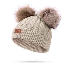 Load image into Gallery viewer, Children's Hat and Scarf