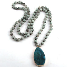 Load image into Gallery viewer, Fashion Stone Pendant Necklace
