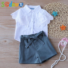Load image into Gallery viewer, 2pc Baby and Toddlers Cute Heart Print Blouse and Skirt
