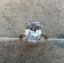 Load image into Gallery viewer, Sterling Silver Zirconia Oval Ring
