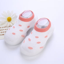 Load image into Gallery viewer, Newborn Baby and Toddlers Knitted Fabric Slip-on Shoes
