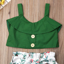 Load image into Gallery viewer, 2pc Baby and Toddlers Crop Top and Floral Shorts
