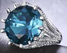 Load image into Gallery viewer, Green Zircon Ring
