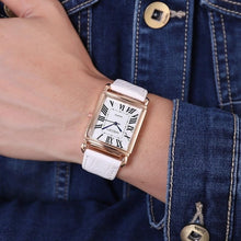 Load image into Gallery viewer, Wecin Women&#39;s Wristwatch
